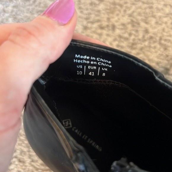 Heeled booties - Picture 7 of 9